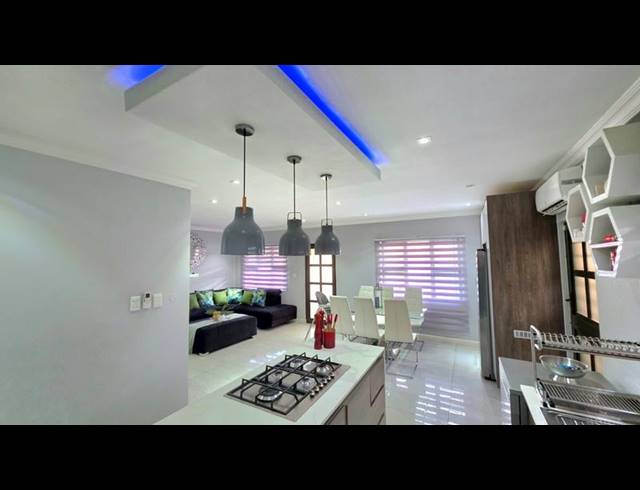 3 BEDROOM SIMPLEX FOR SALE IN ESCOMBE